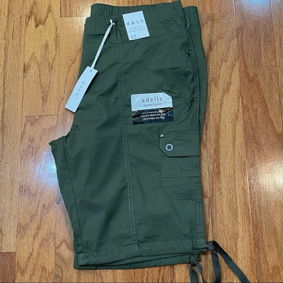 Women’s Army Green NWT Cargo Shorts dash Size 12 Style Adelle Comfee-flex - Picture 1 of 7